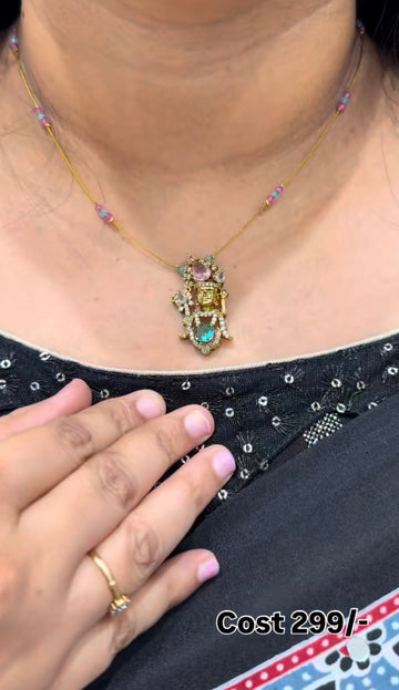 Beautiful Pendent with Invisible Chain