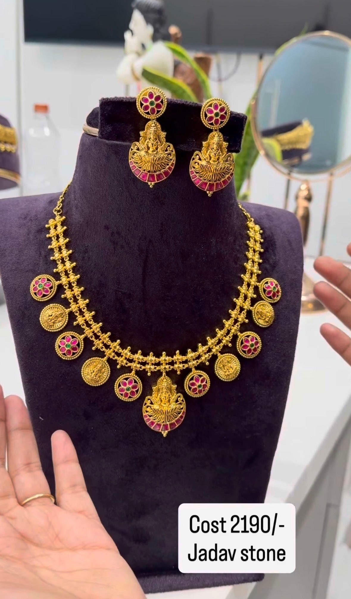 Beautiful Jadav stone Necklace