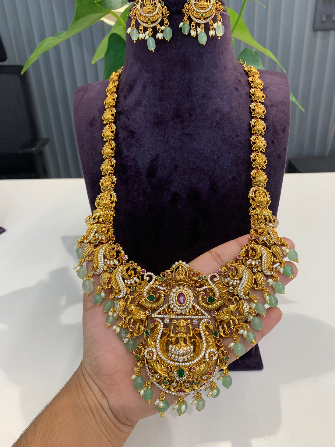 Beautiful nakshi long haram