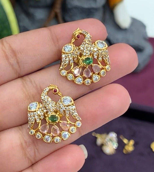 Beautiful Pink Stone 🦚 Peacock Design locket with Pushback Earrings