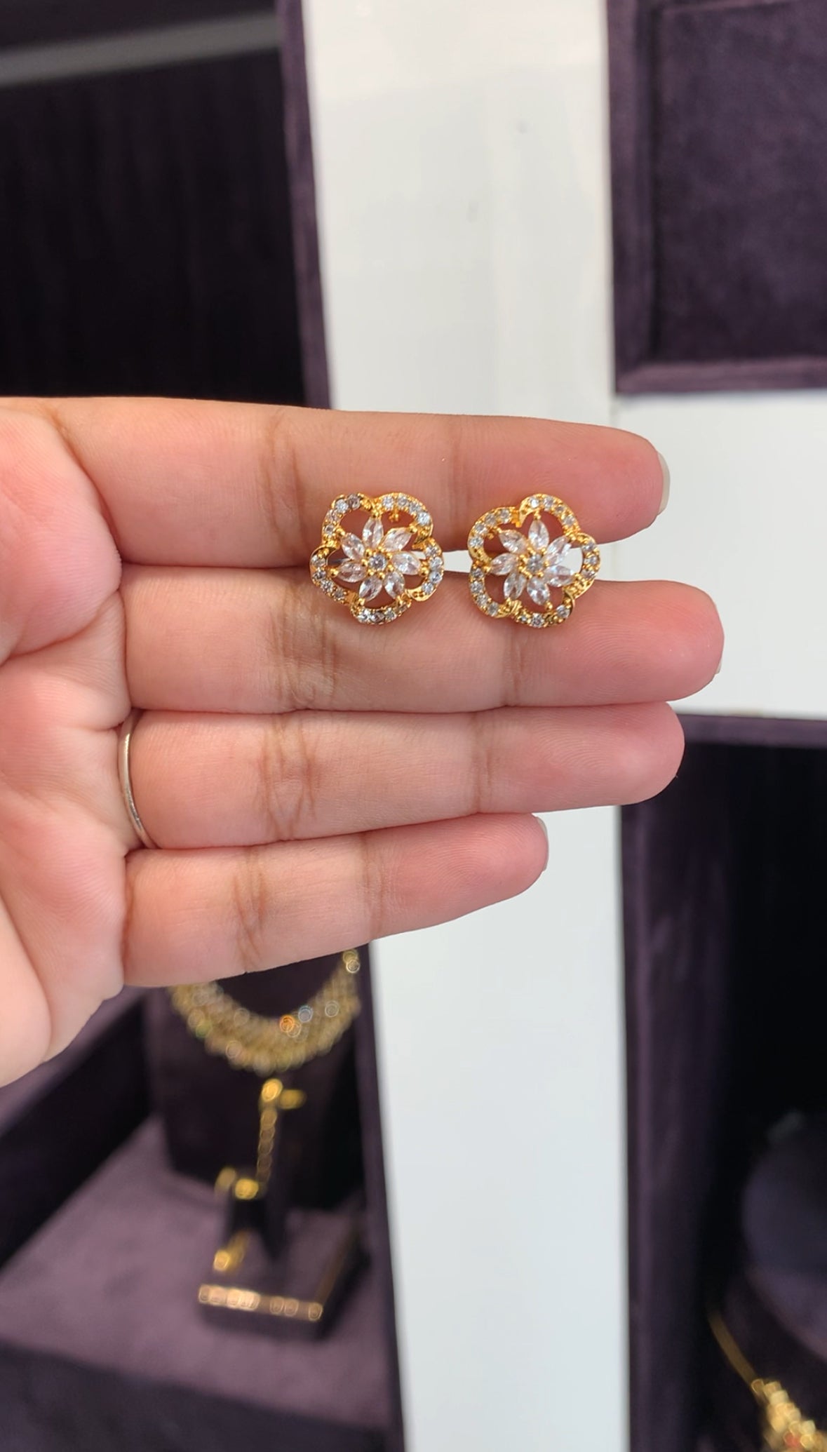 Beautiful studs with screw back