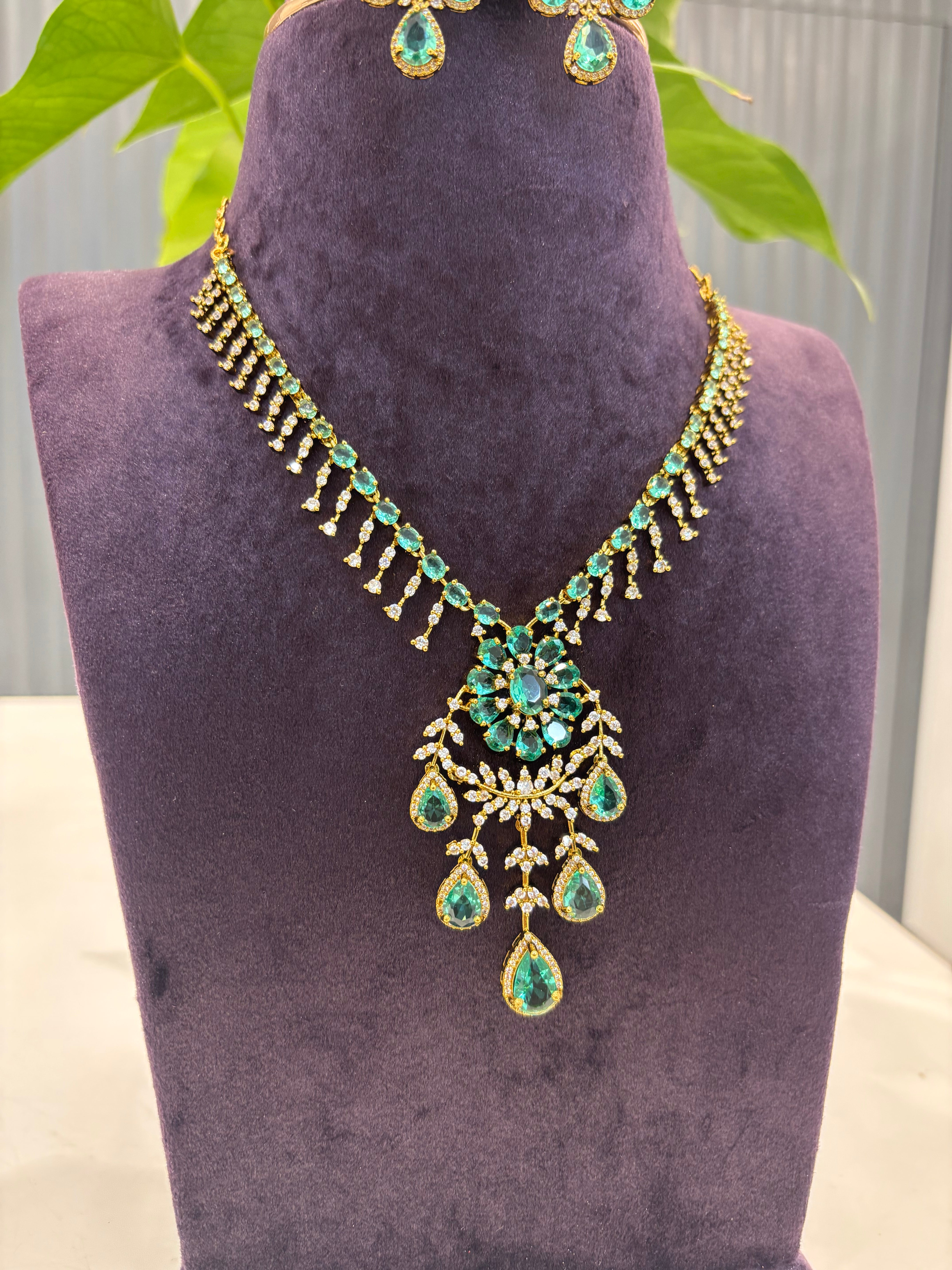Beautiful Victorian Necklace