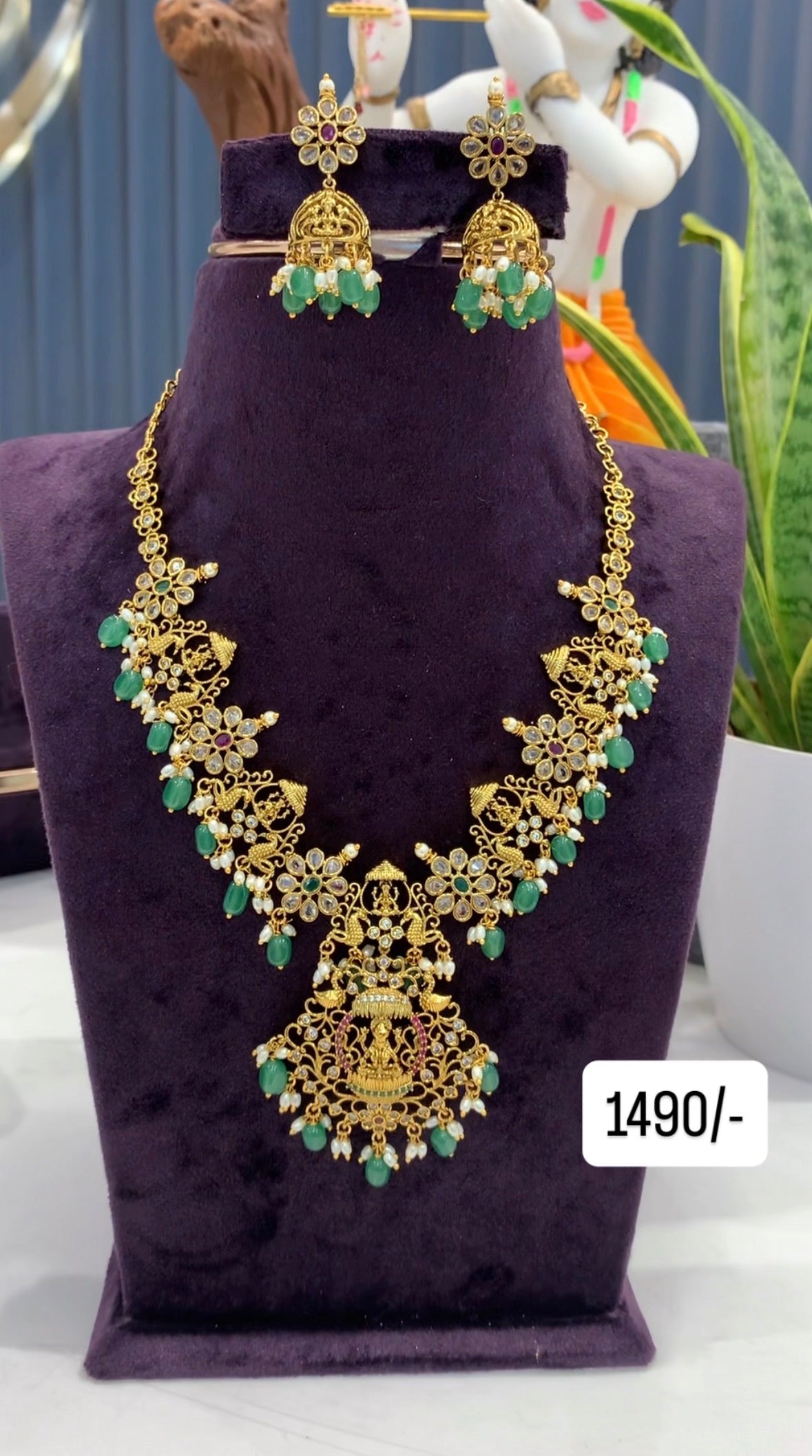 Beautiful necklace