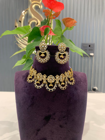 Beautiful customised premium beads set