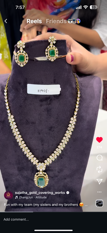 Beautiful necklace (with discount price mentioned )