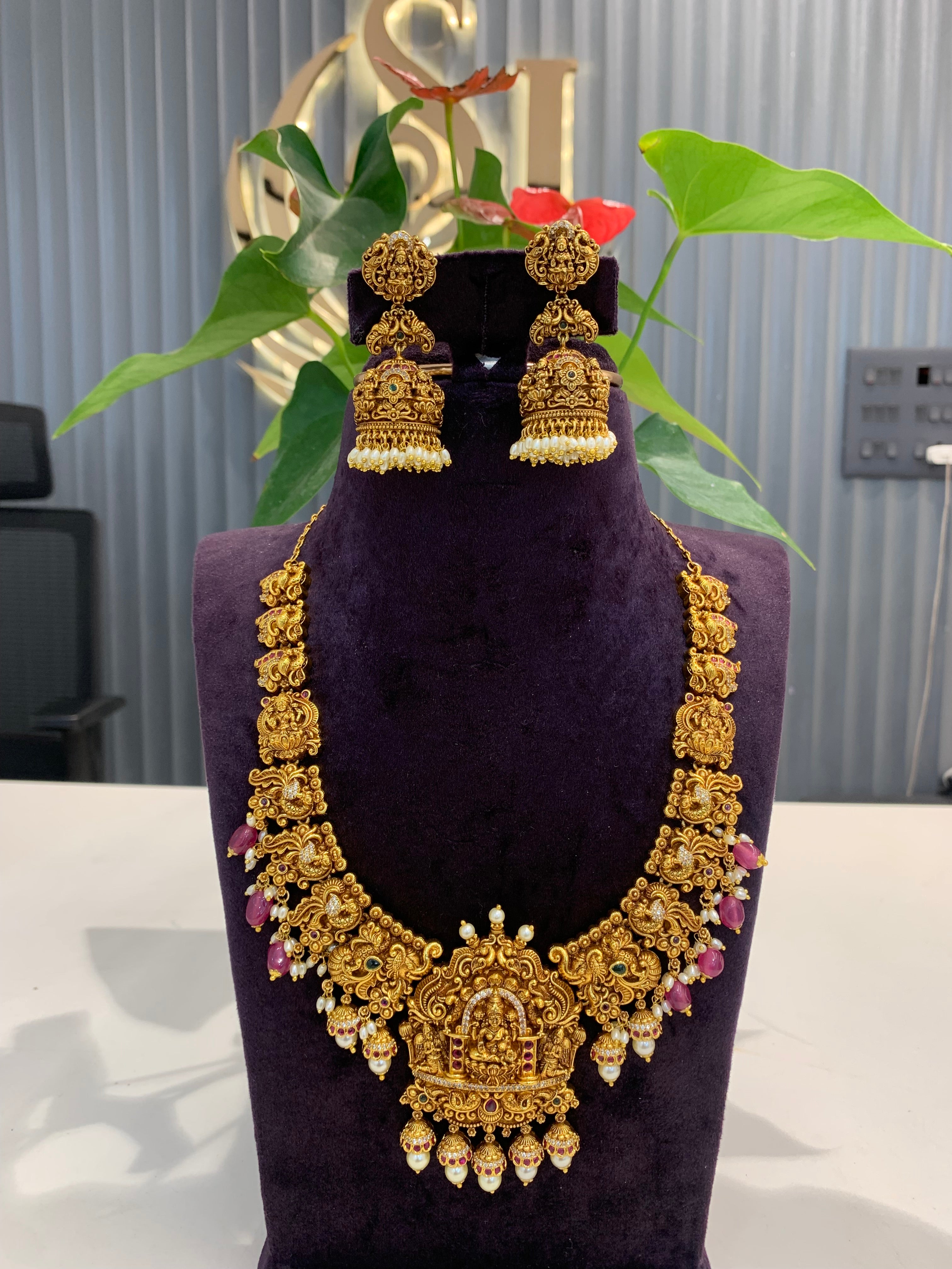 Beautiful nakshi 3D mini haram