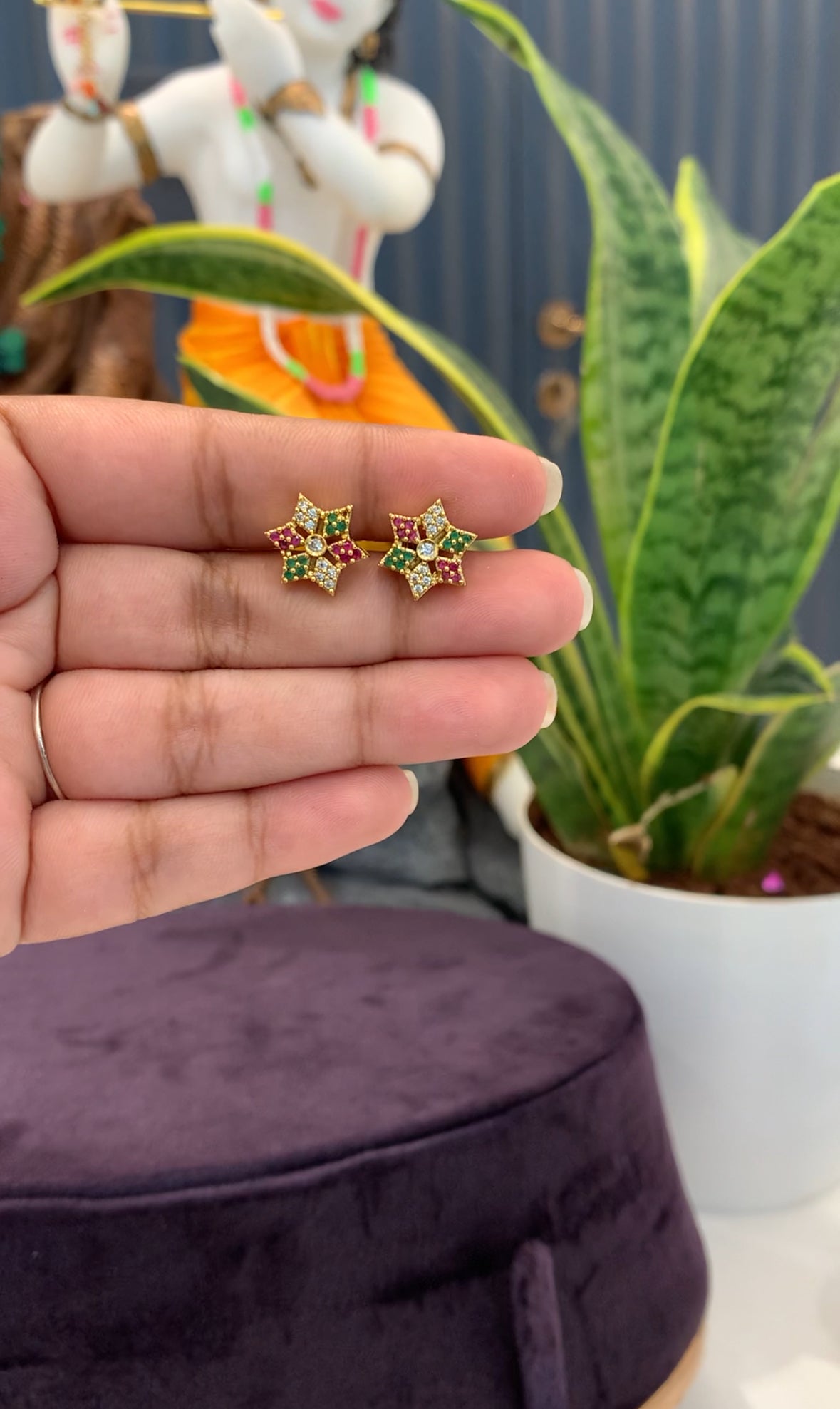 Beautiful Multi stone Back screw studs
