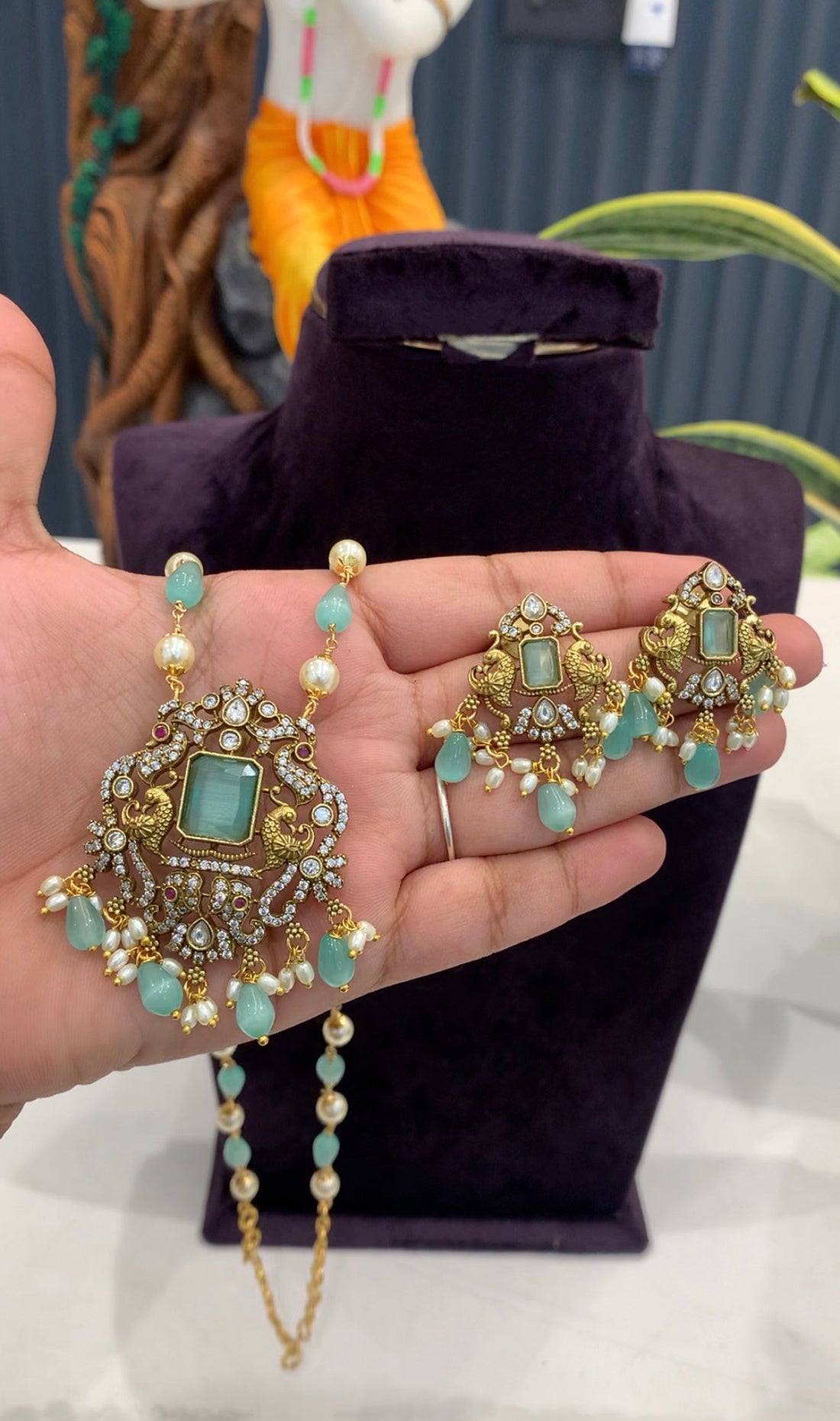 Beautiful customised beads set