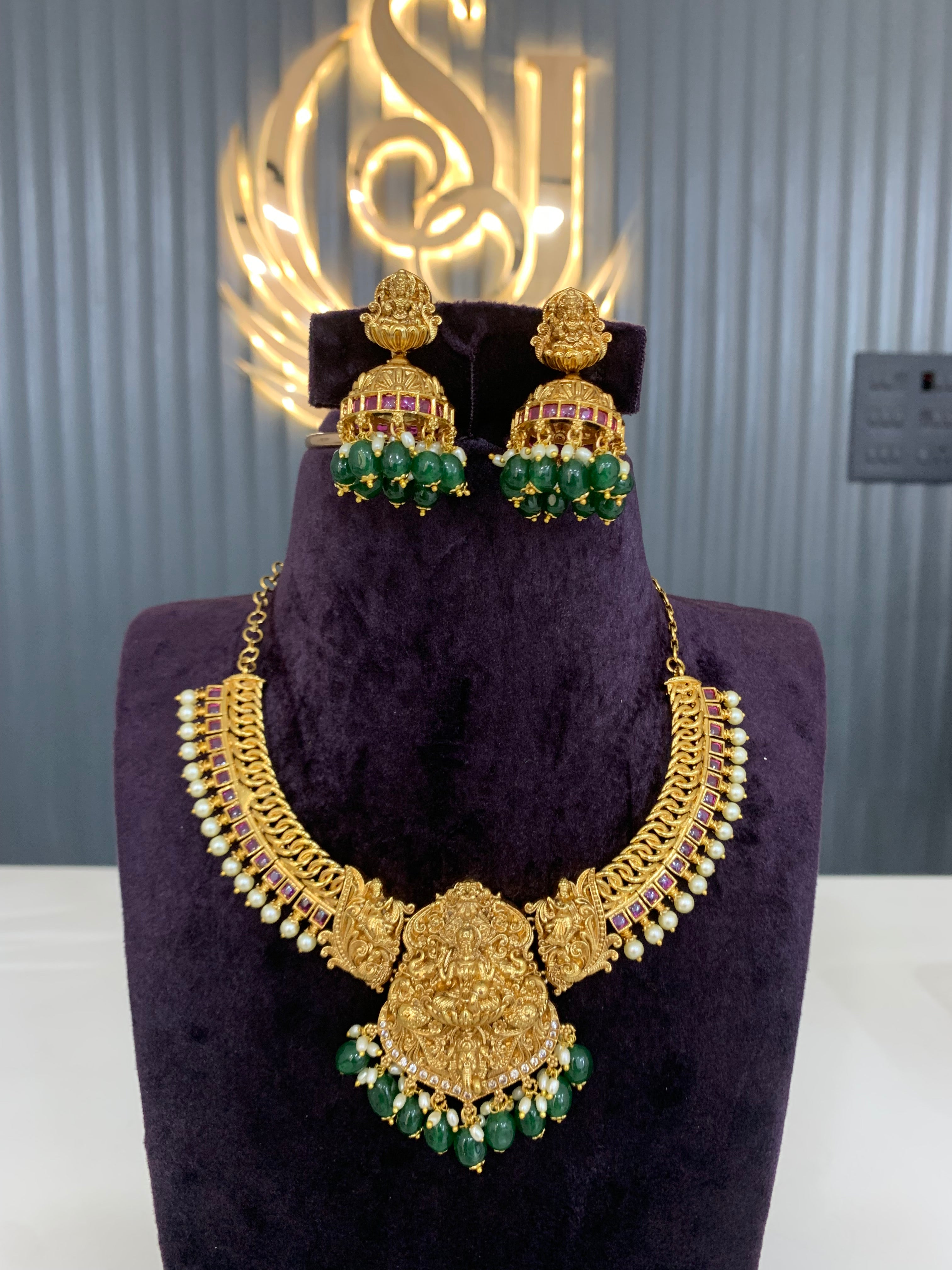 Beautiful jilebi necklace