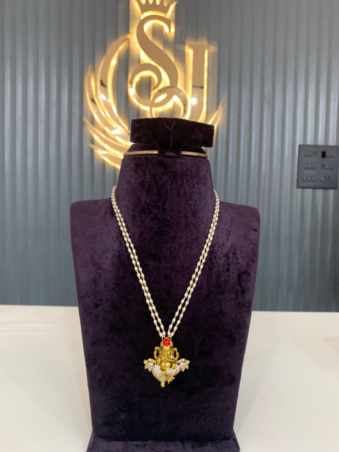 Beautiful Ganesh pearls chain