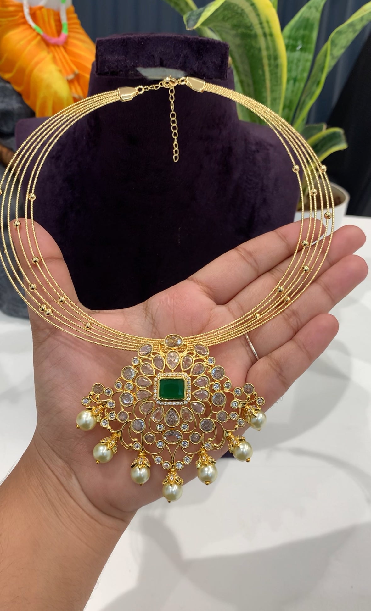 Beautiful hasli set