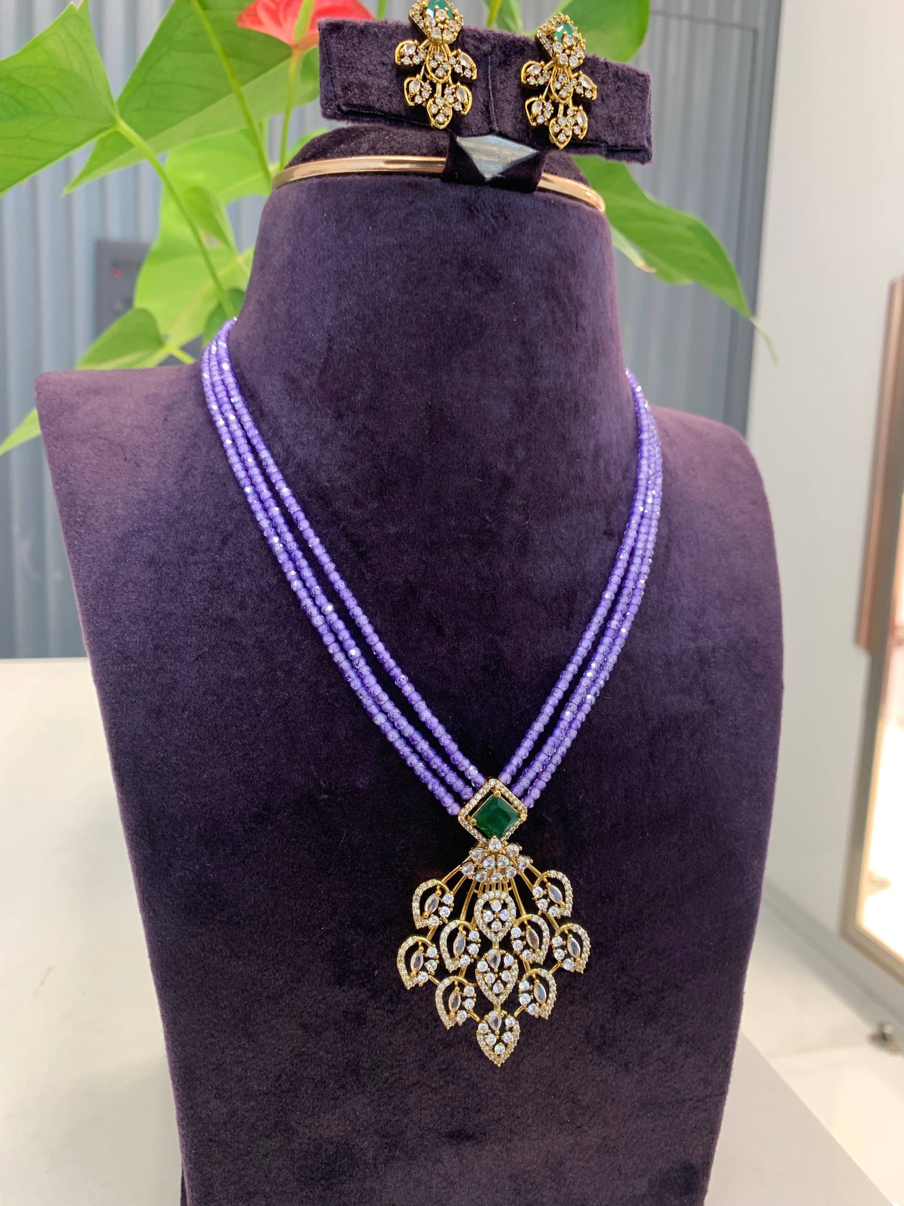 Beautiful Locket set with 3 line premium crystals beads