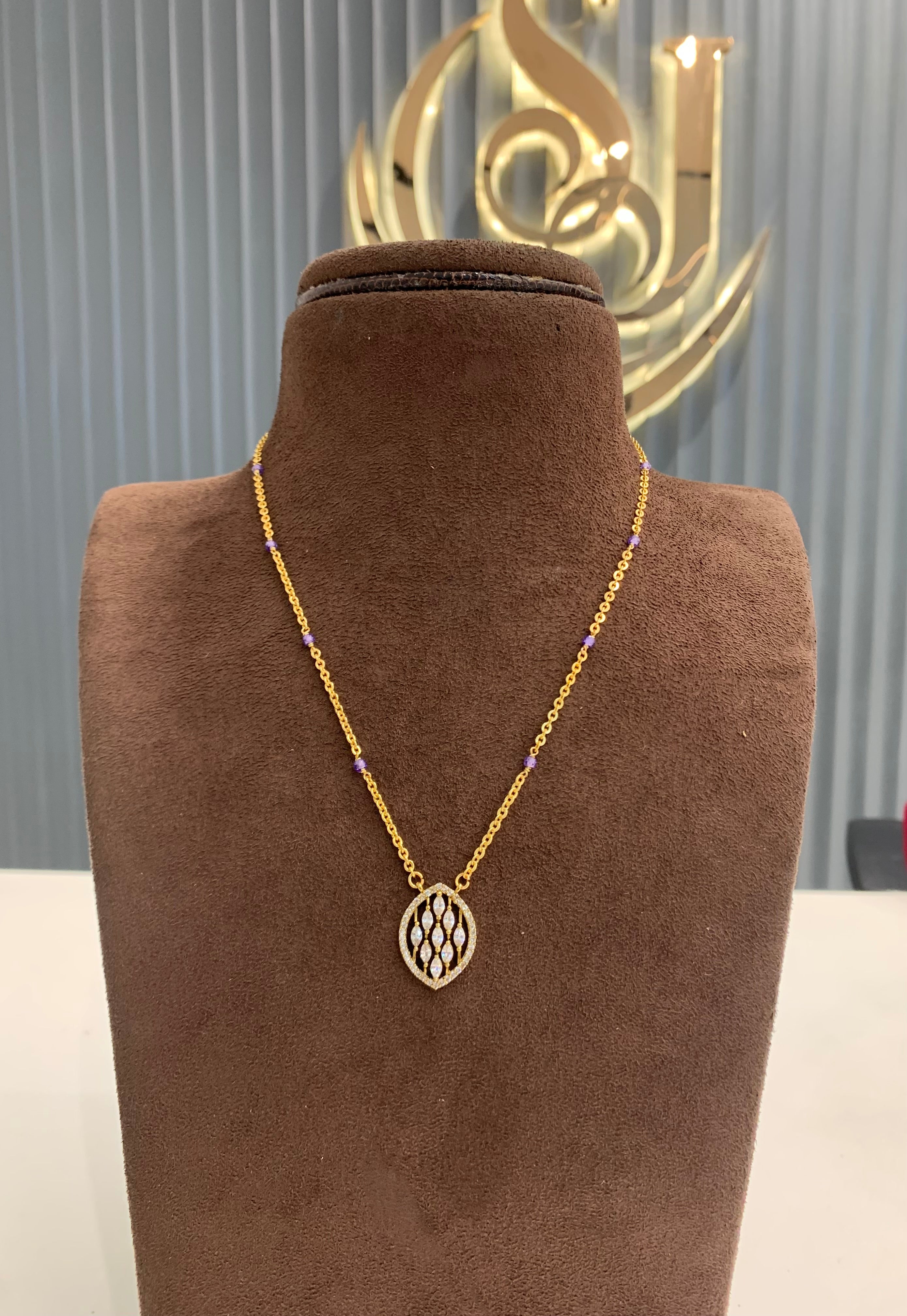Beautiful locket with simple chain