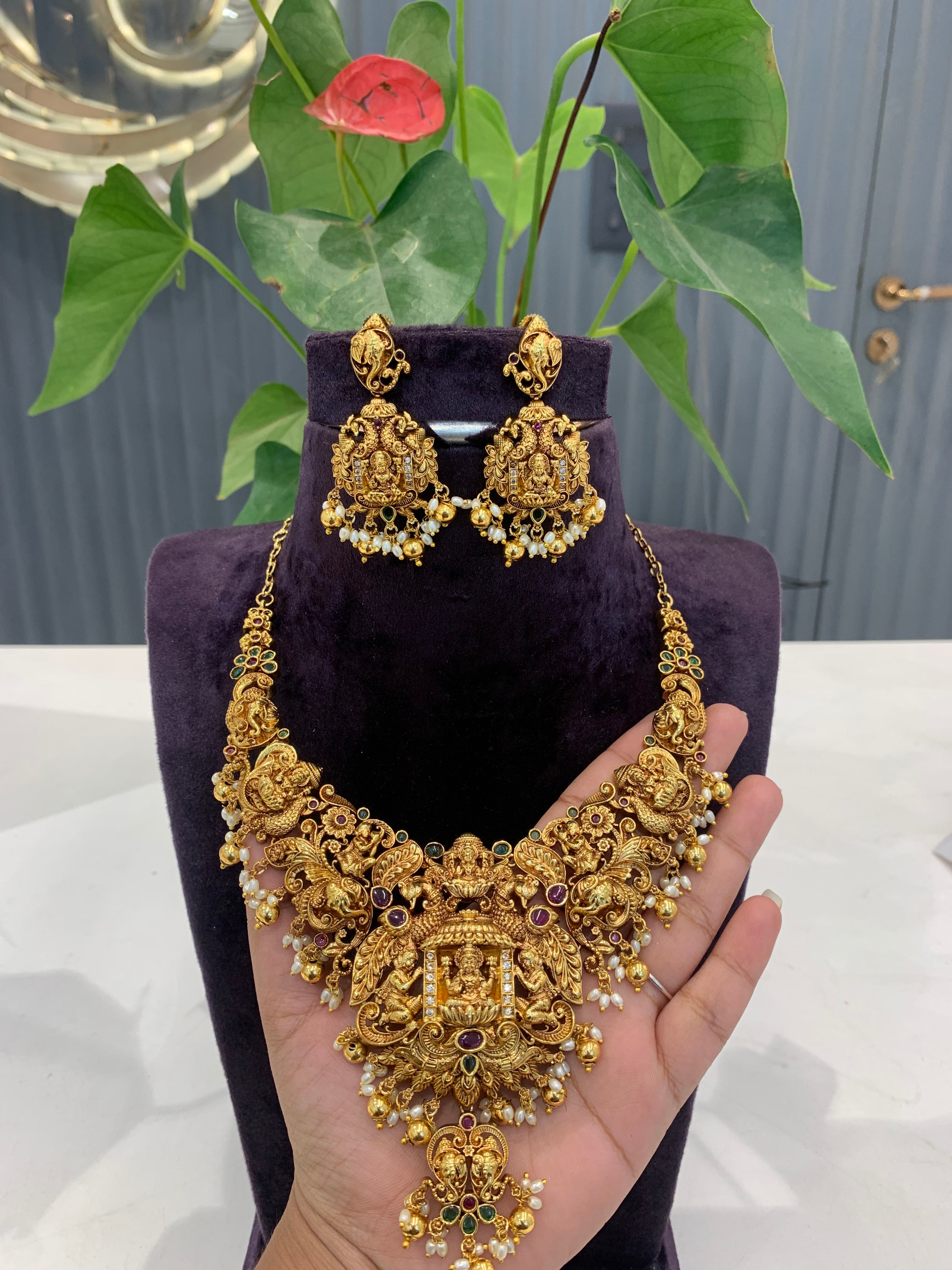 Beautiful nakshi 3D necklace