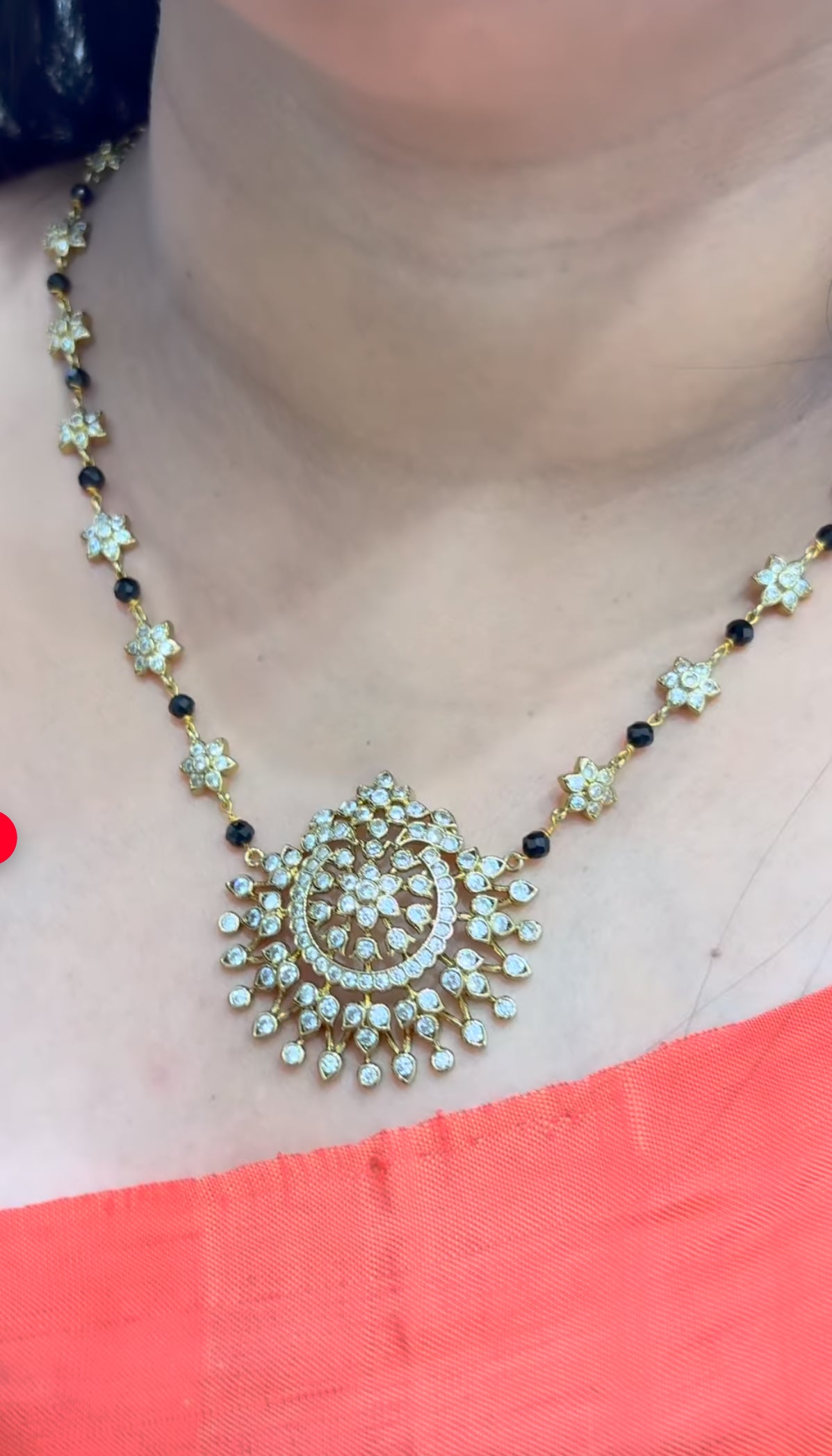 Beautiful chain set with earrings