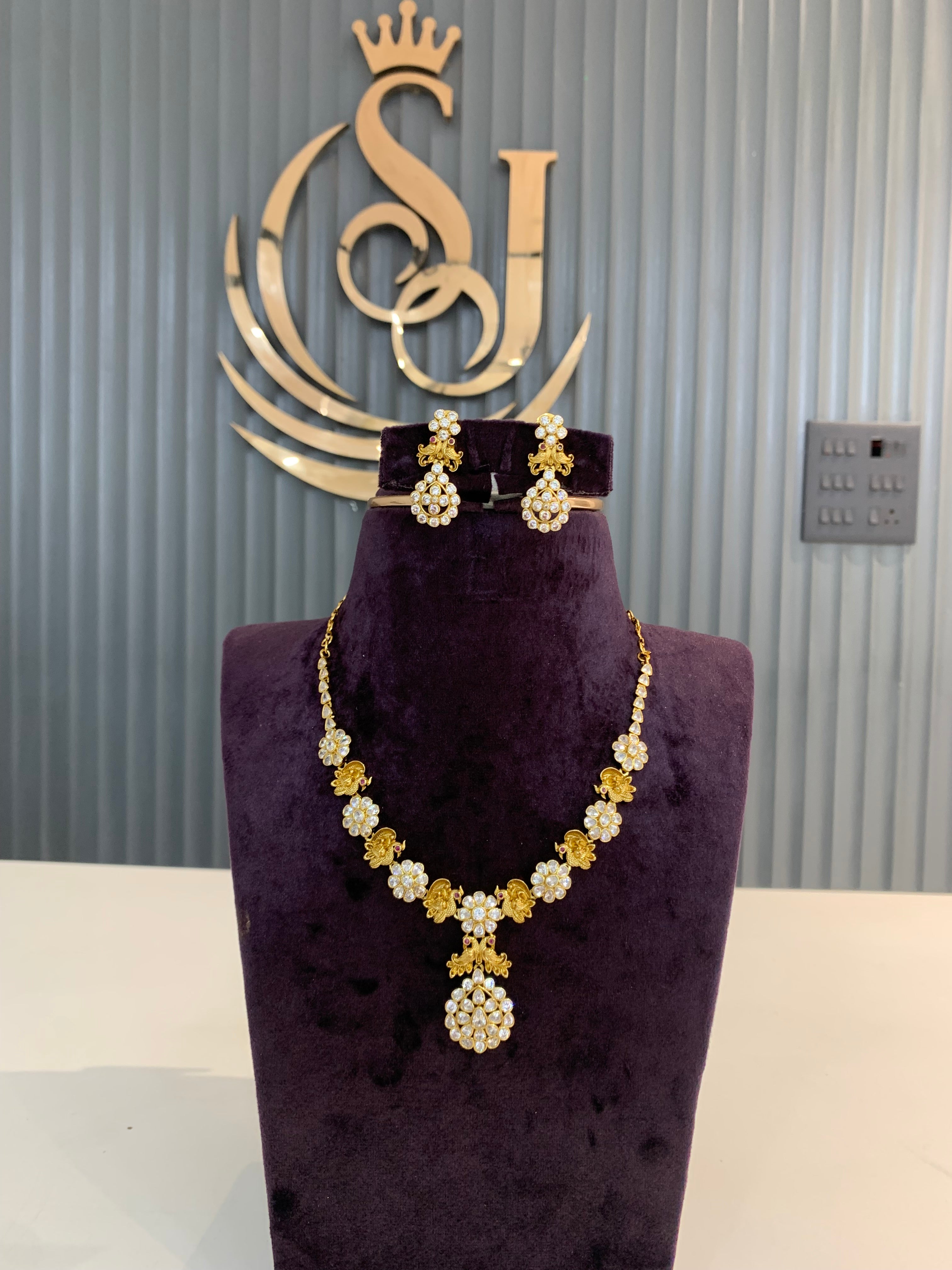 Beautiful Nakshi simple necklace