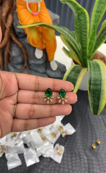 Beautiful Green stone studs