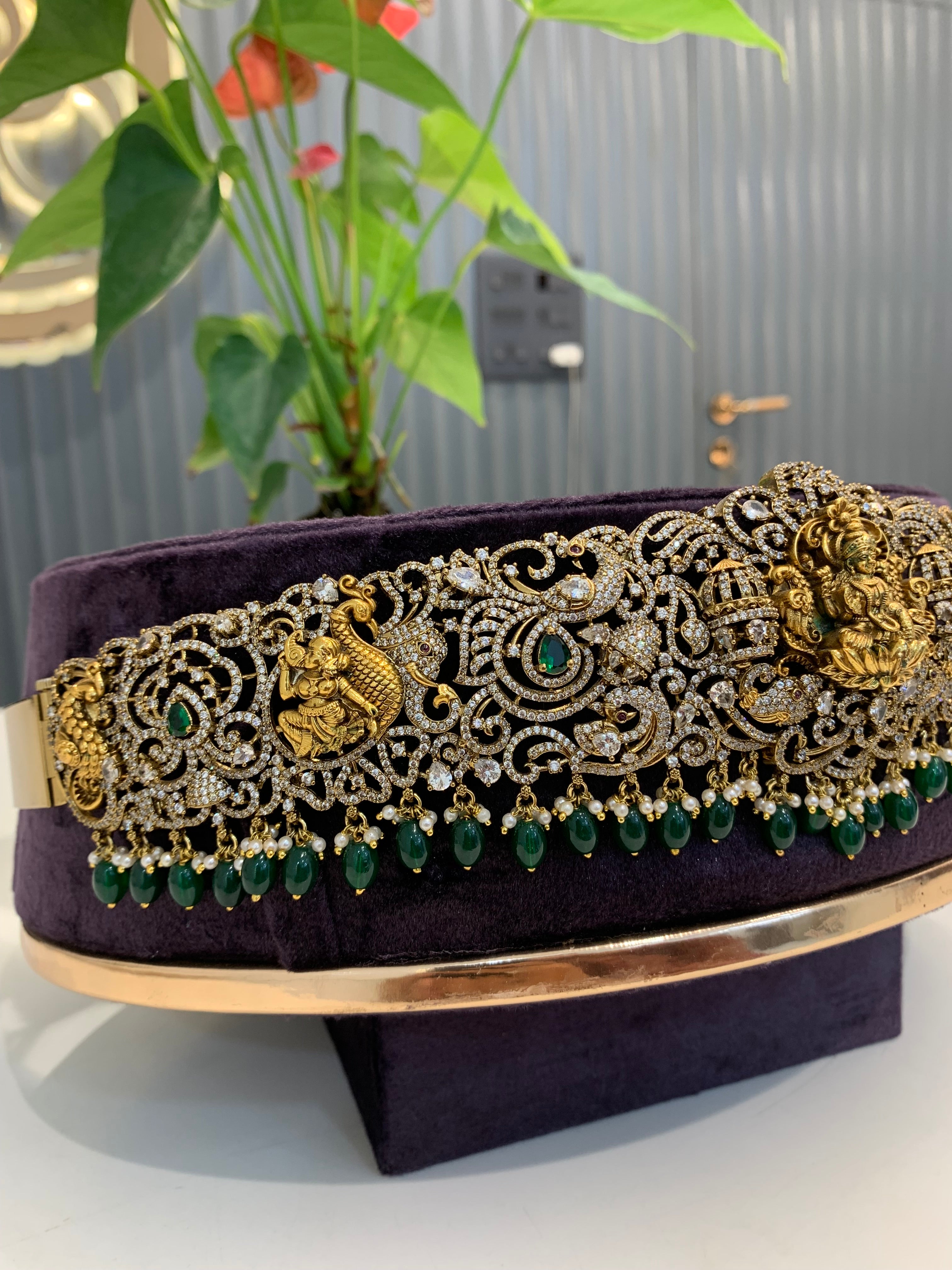 Beautiful mehandhi Victoria polish vaddanam