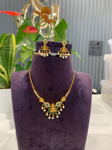 Beautiful simple green stone lakshmi devi necklace