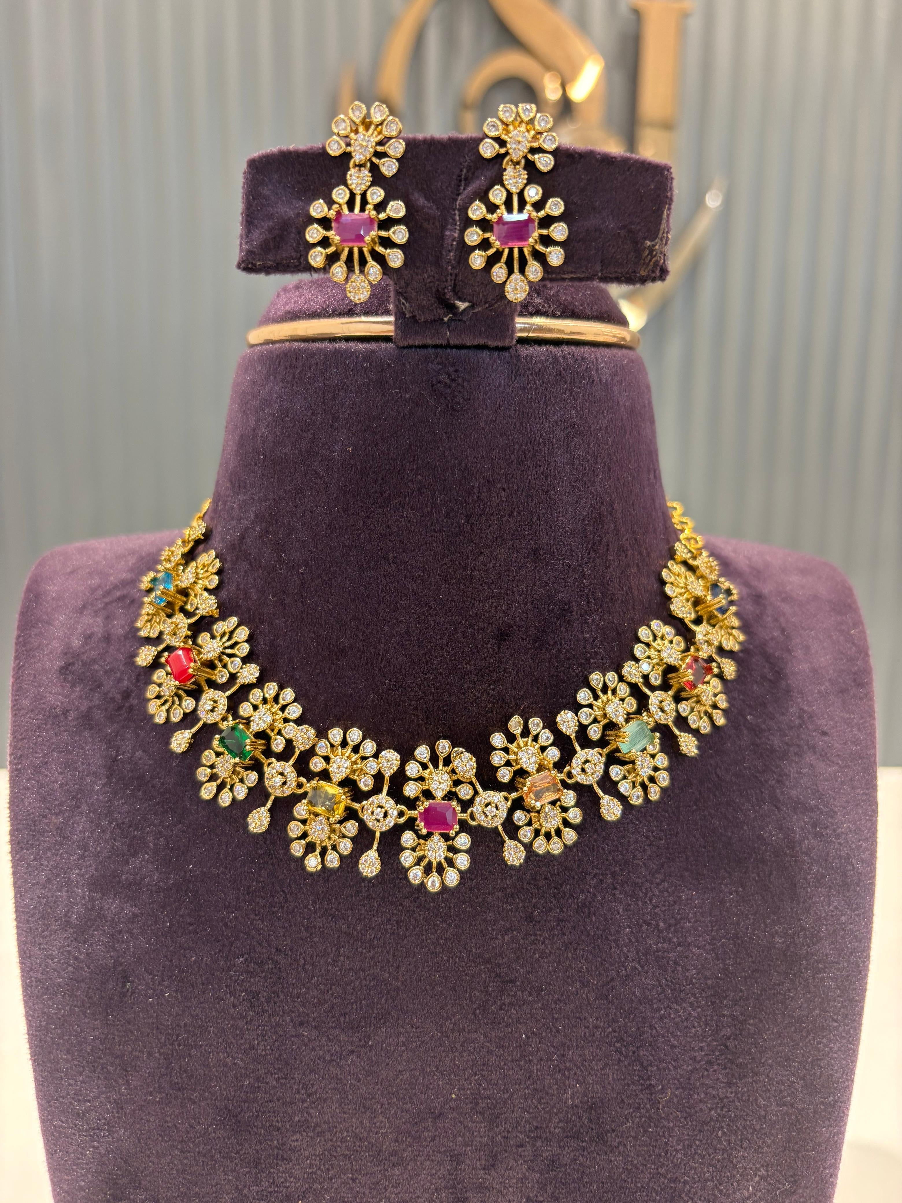 MEHANDI NECKLACE