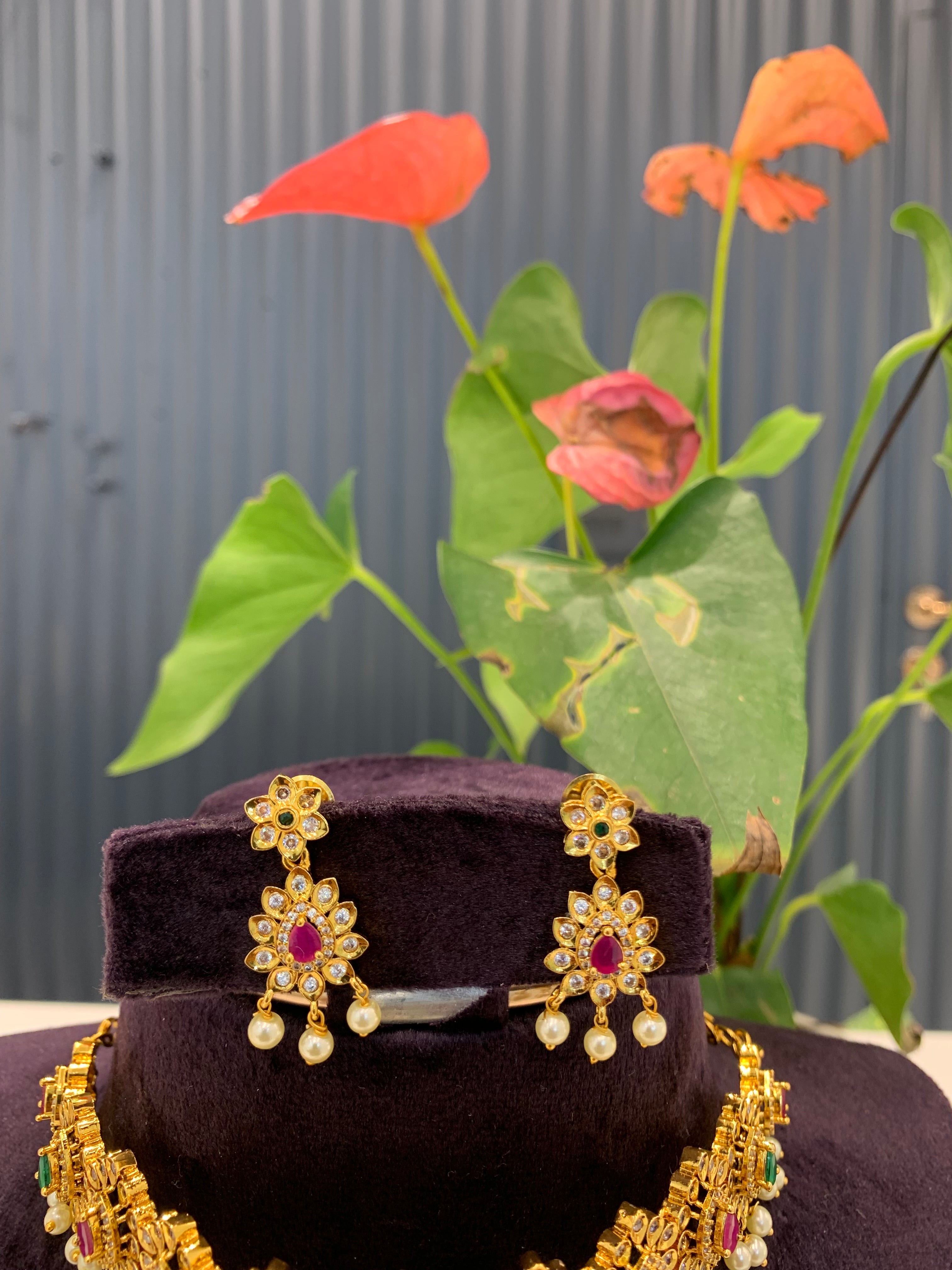 Beautiful chocker set
