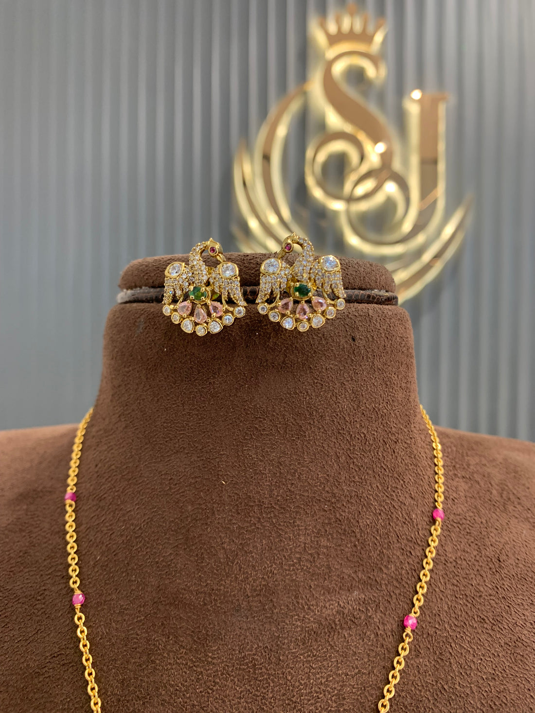Cute peacock locket set with simple hand made chain