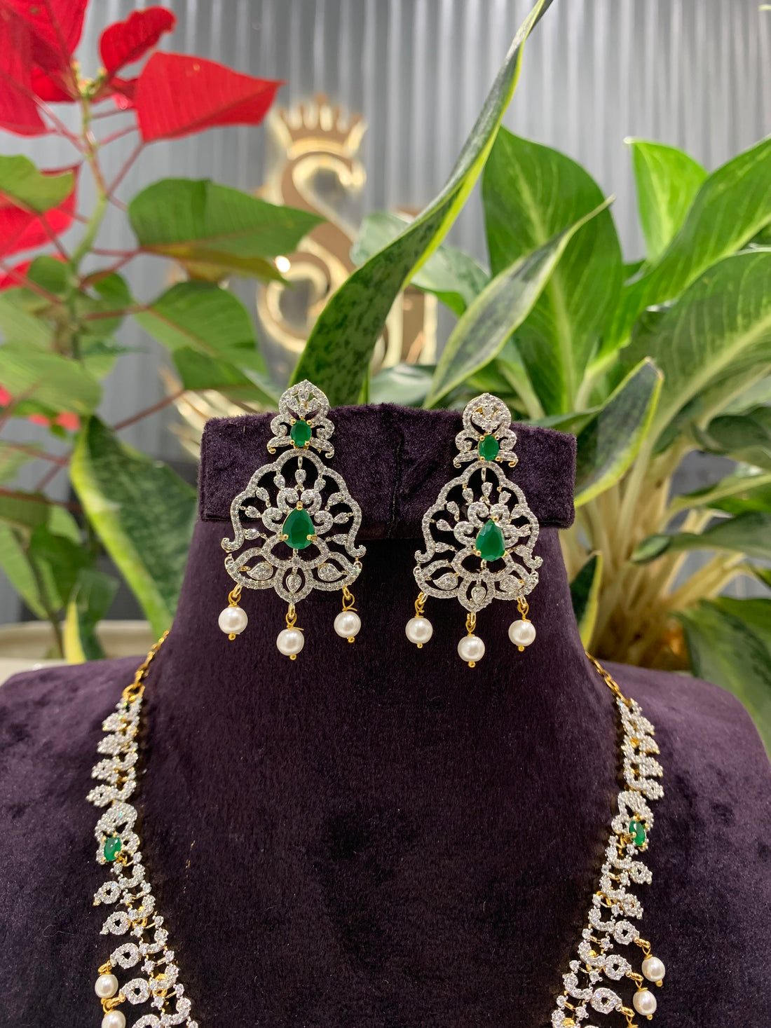 Beautiful GJ mini necklace