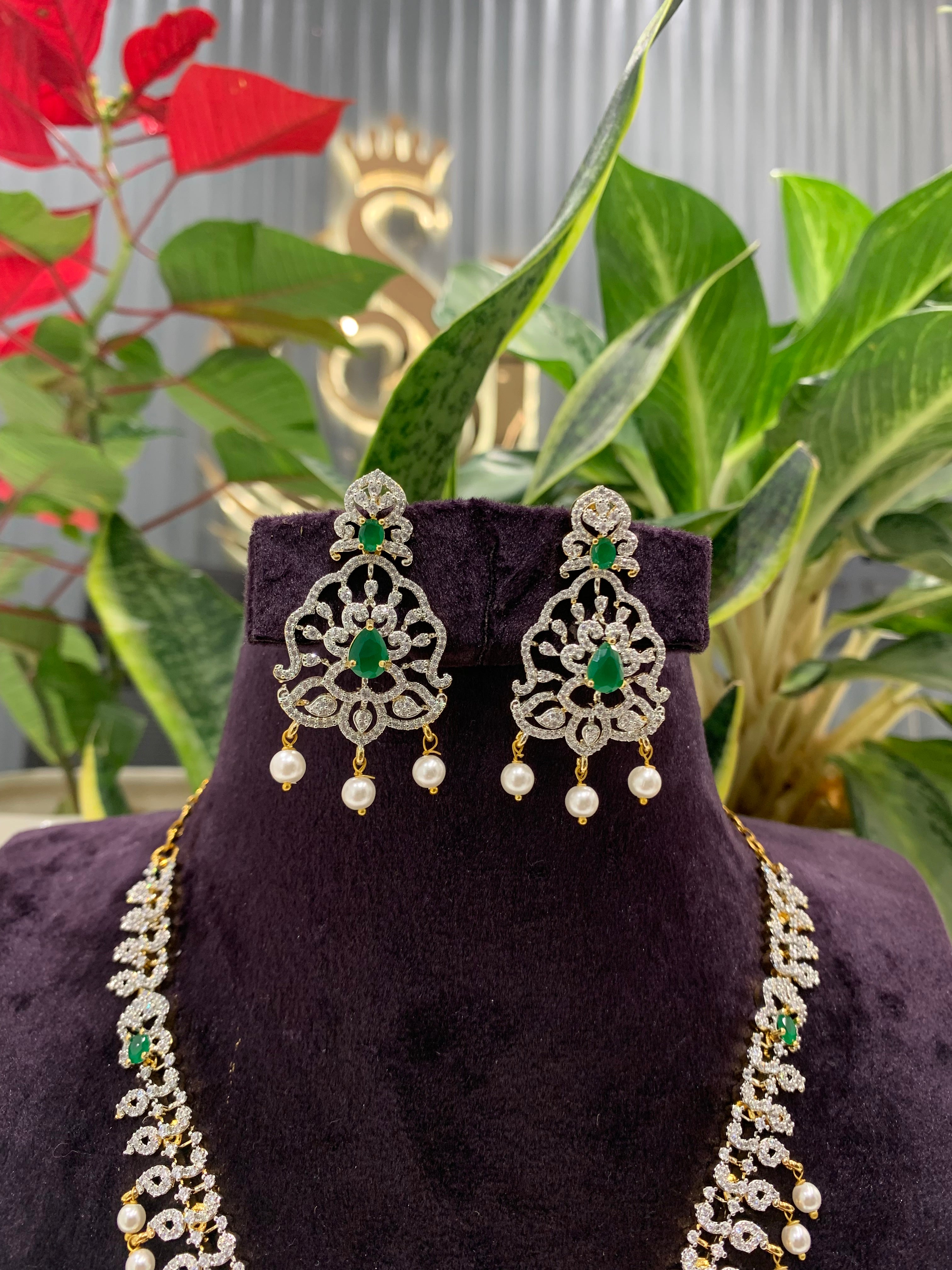 Beautiful GJ mini necklace