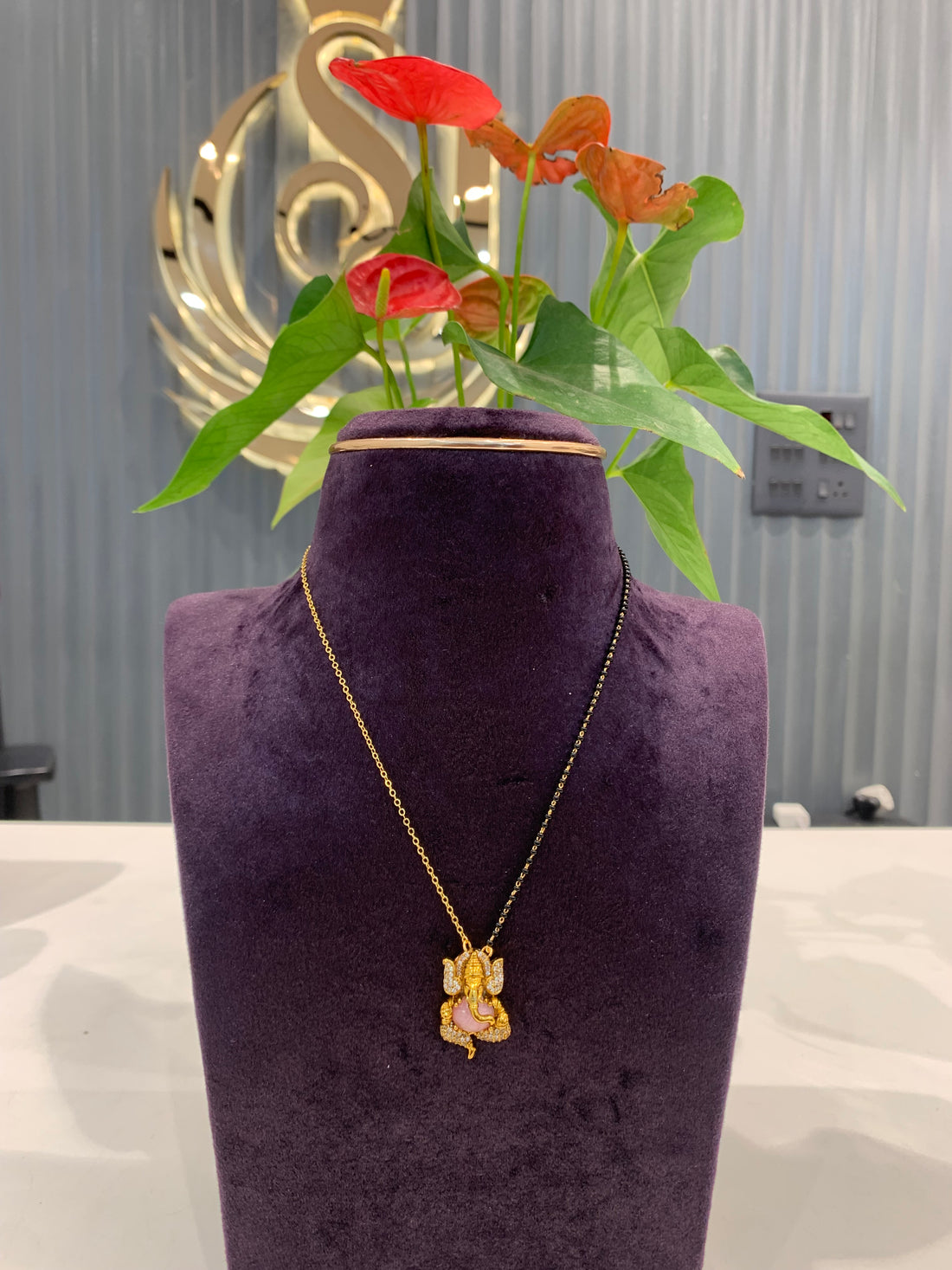 Beautiful ganesh pendant blackbeads