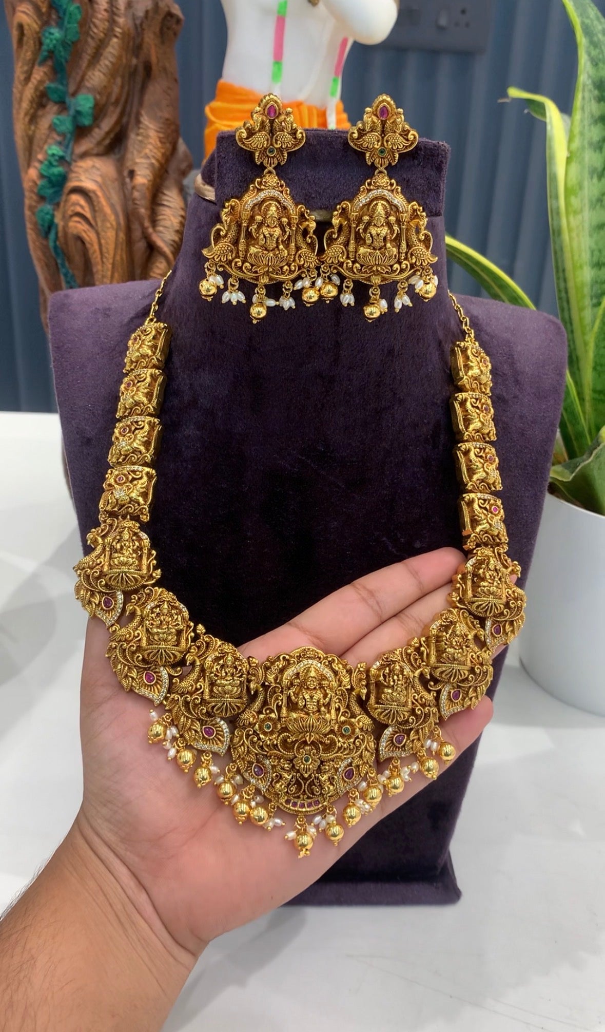 Beautiful 3D mini necklace
