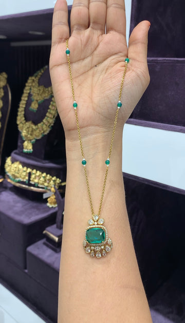 Beautiful locket with chain