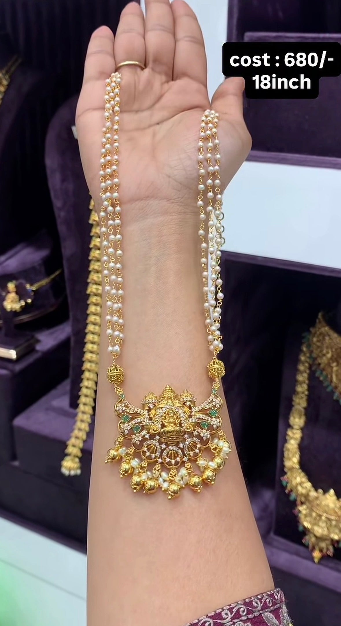Beautiful pearls set