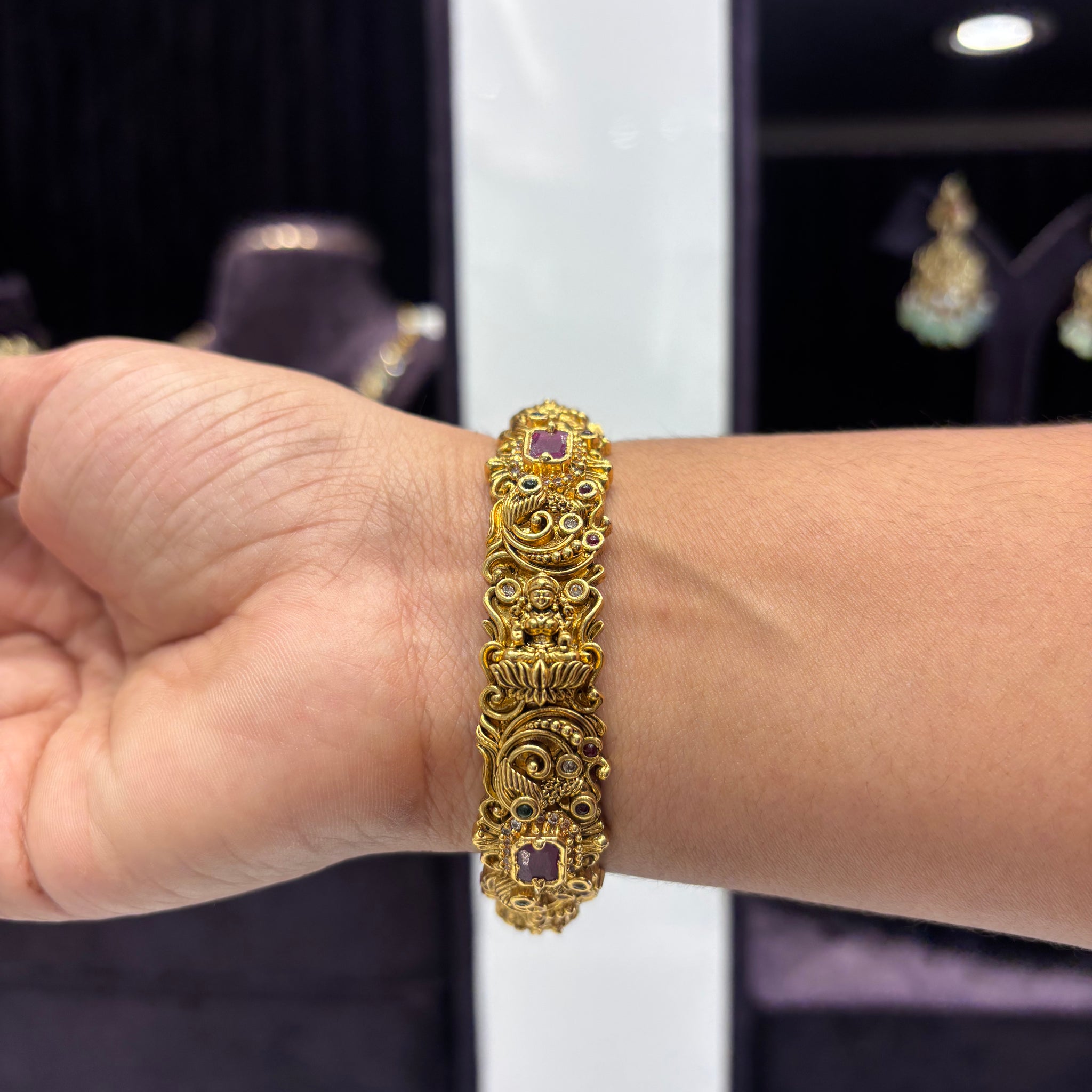 Nakshi 3D Openable Kada (free size)