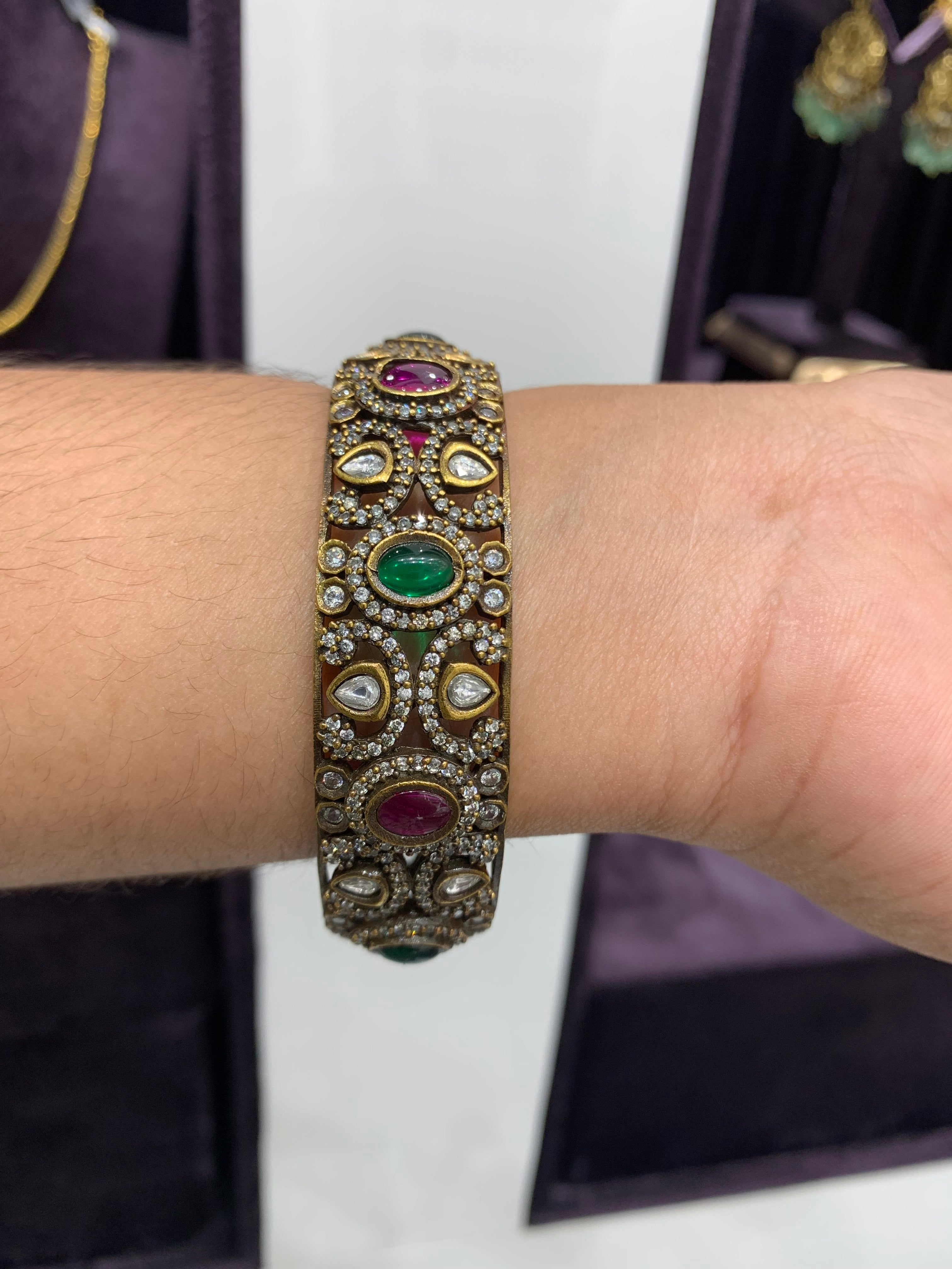 Beautiful mehandi polish polki bangle (single)