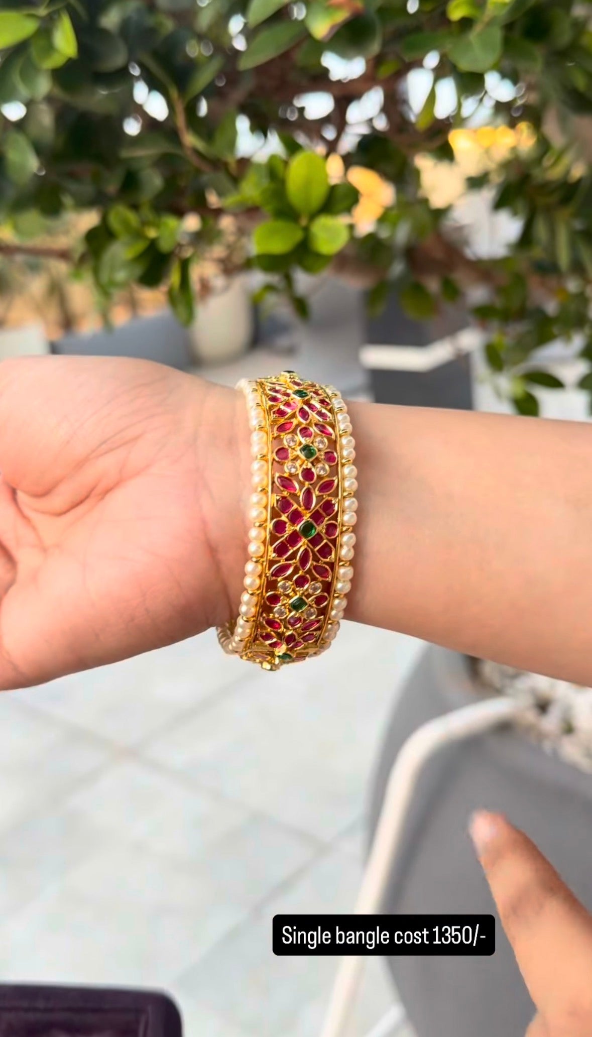 Beautiful kempu style bangle (single )free size