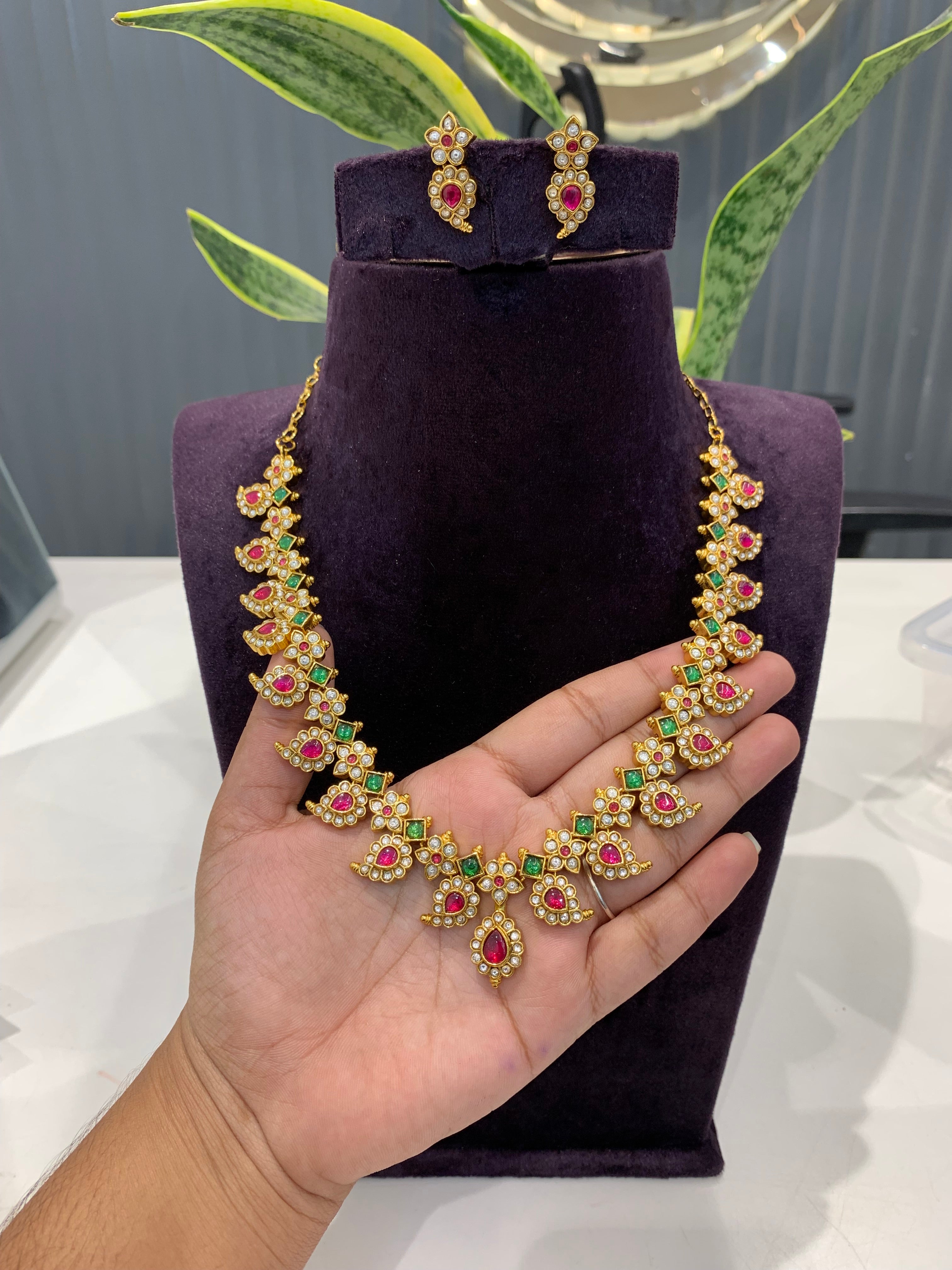 Beautiful mango style necklace