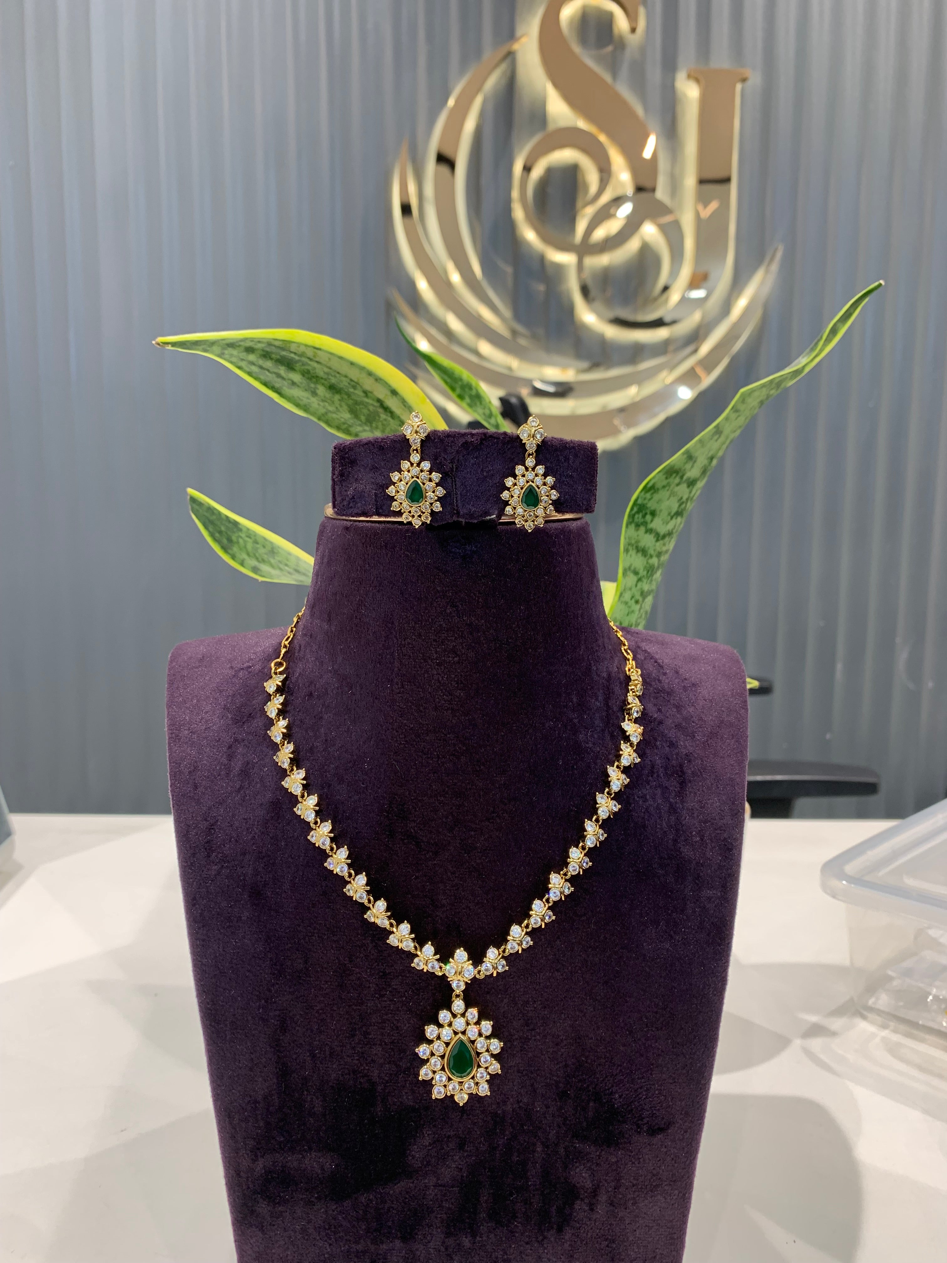 Beautiful simple necklace