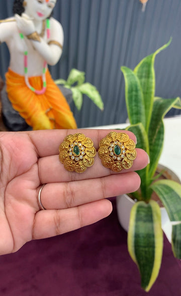 Beautiful green stone kasula studs