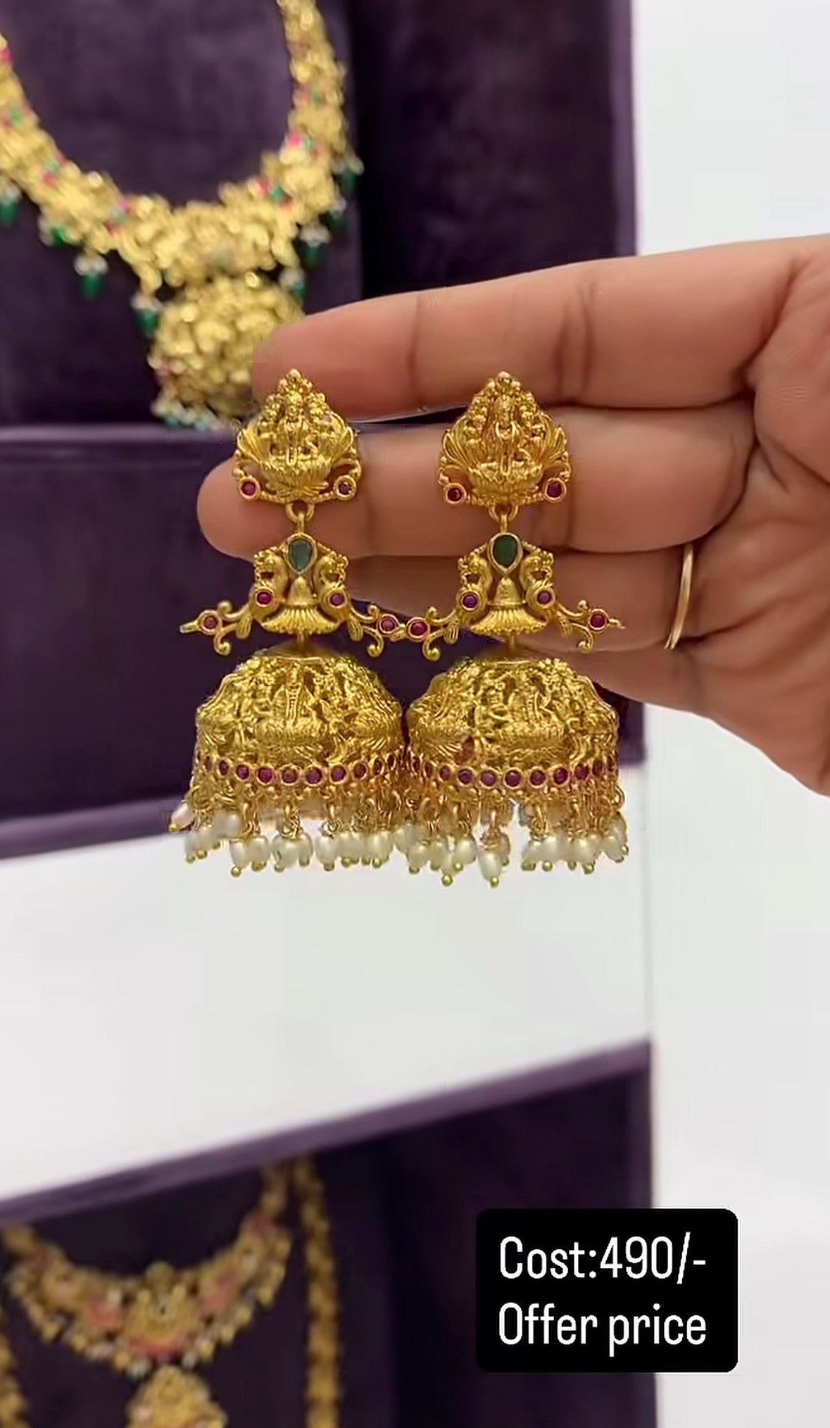 Beautiful jumkies