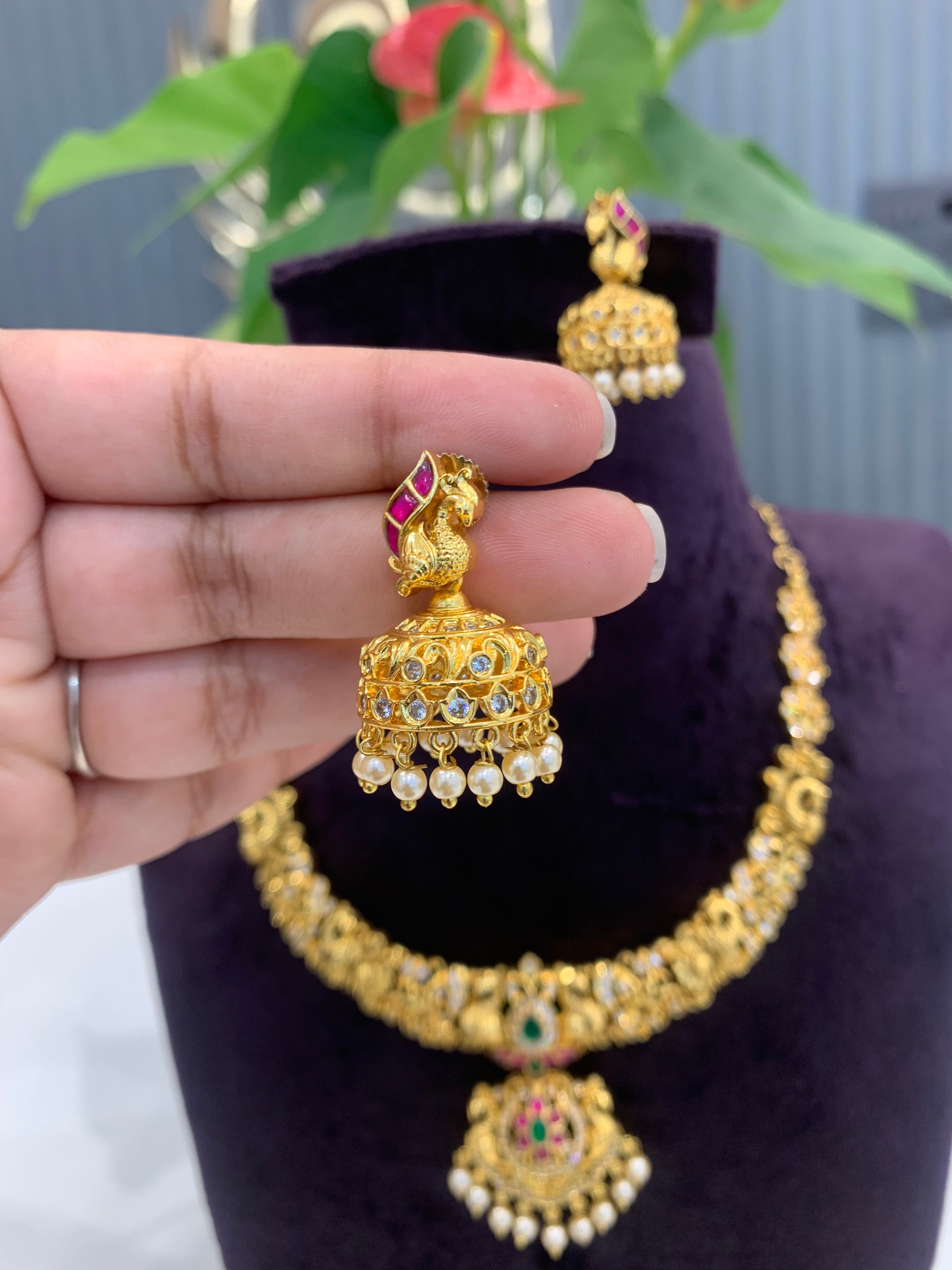 Beautiful jadav stone necklace