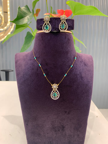 Beautiful locket set with Invisible chain
