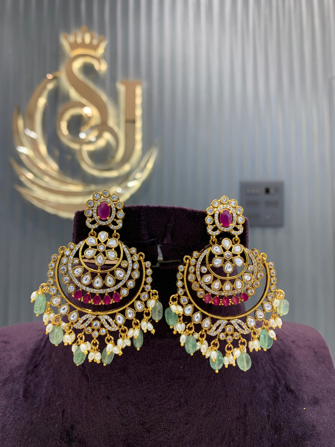 Beautiful premium Chandbalis