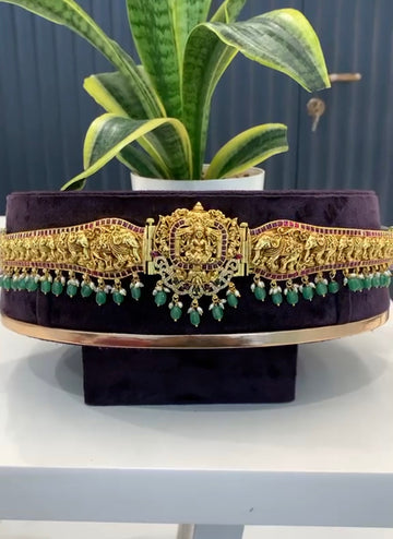 Beautiful Vaddanam with Green beads