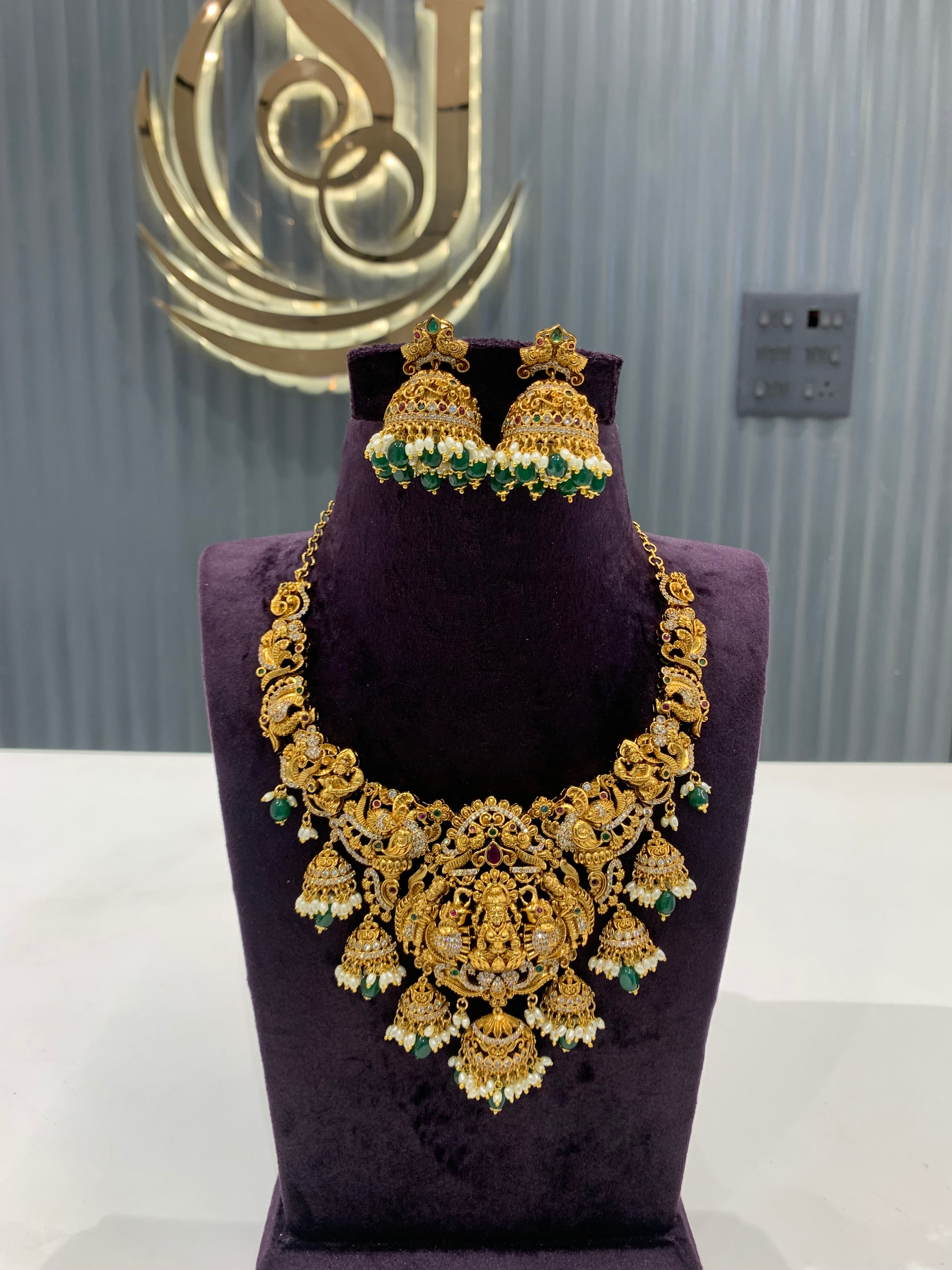 Beautiful Nakshi short necklace