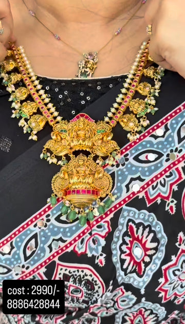 Beautiful jadav necklace
