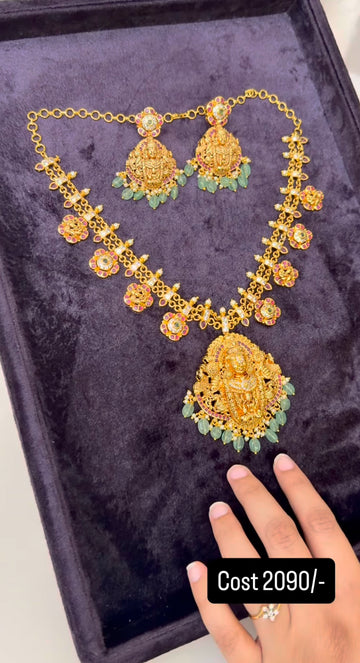 Beautiful customised nakshi necklace
