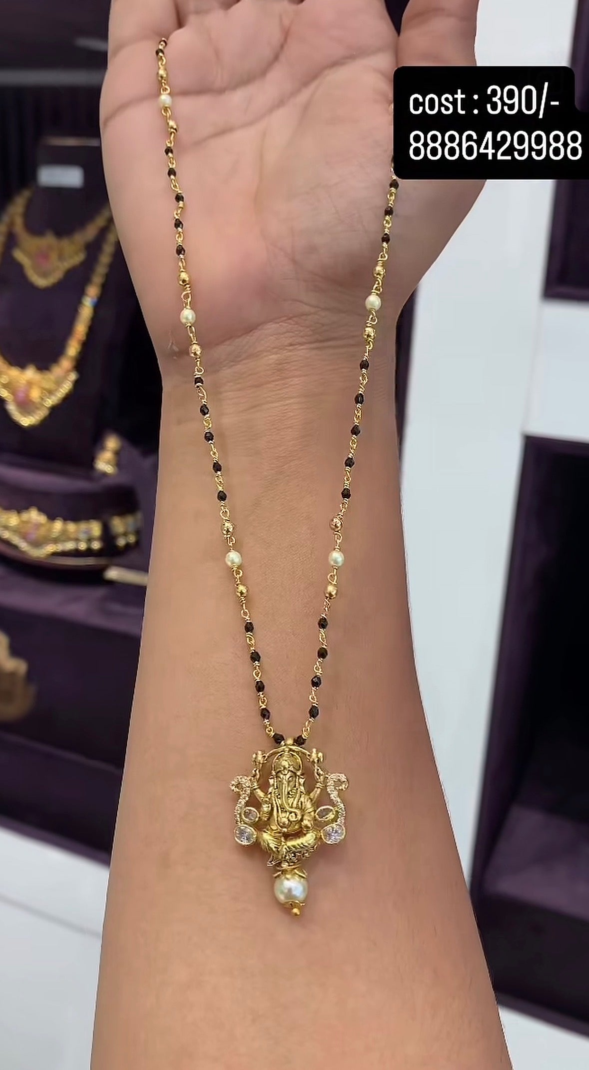 Beautiful customised 18inchs blackbeads