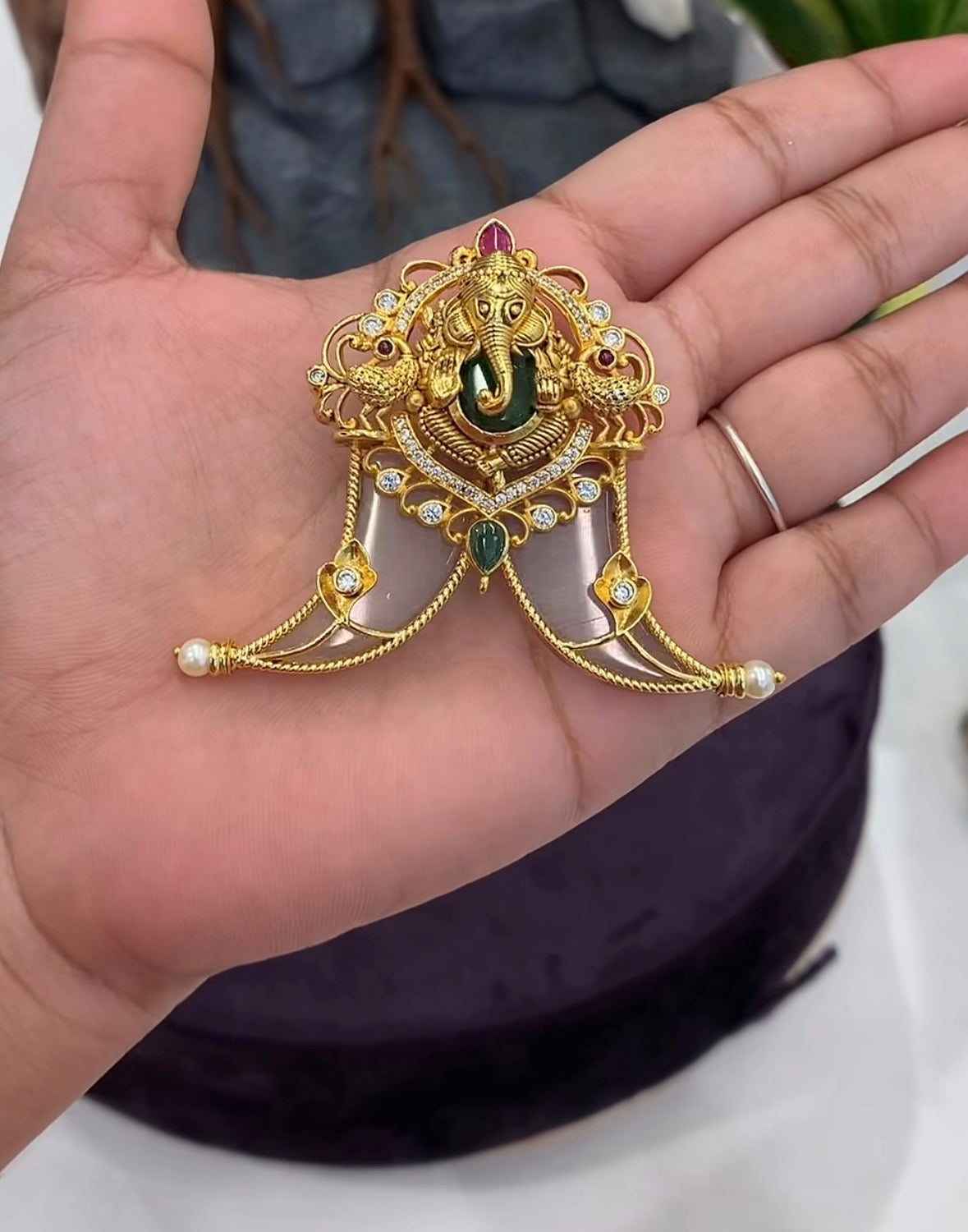 Beautiful Ganesh Tiger Nail