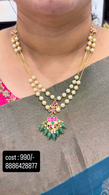 Beautiful jadav customised pearls set