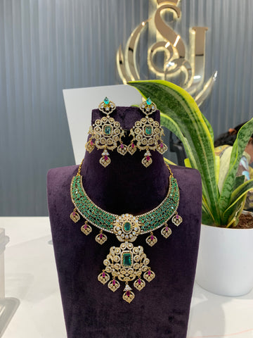 Beautiful kanti necklace